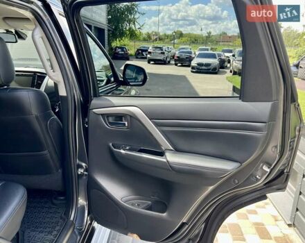 Серый Мицубиси Паджеро Спорт, объемом двигателя 2.44 л и пробегом 50 тыс. км за 36900 $, фото 39 на Automoto.ua