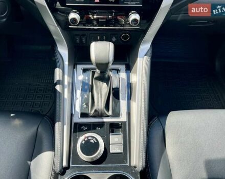 Серый Мицубиси Паджеро Спорт, объемом двигателя 2.44 л и пробегом 50 тыс. км за 36900 $, фото 58 на Automoto.ua