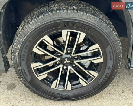 Серый Мицубиси Паджеро Спорт, объемом двигателя 2.44 л и пробегом 117 тыс. км за 33000 $, фото 57 на Automoto.ua