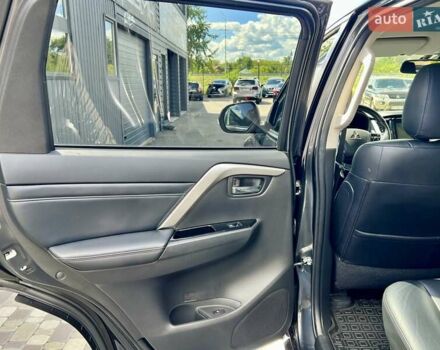 Серый Мицубиси Паджеро Спорт, объемом двигателя 2.44 л и пробегом 50 тыс. км за 36900 $, фото 24 на Automoto.ua