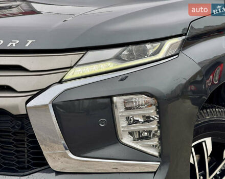 Серый Мицубиси Паджеро Спорт, объемом двигателя 2.44 л и пробегом 117 тыс. км за 33000 $, фото 63 на Automoto.ua