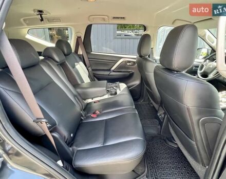 Серый Мицубиси Паджеро Спорт, объемом двигателя 2.44 л и пробегом 50 тыс. км за 36900 $, фото 41 на Automoto.ua