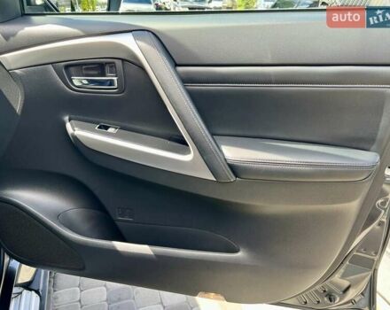 Серый Мицубиси Паджеро Спорт, объемом двигателя 2.44 л и пробегом 50 тыс. км за 36900 $, фото 44 на Automoto.ua