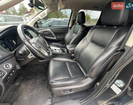 Серый Мицубиси Паджеро Спорт, объемом двигателя 2.4 л и пробегом 40 тыс. км за 34999 $, фото 12 на Automoto.ua