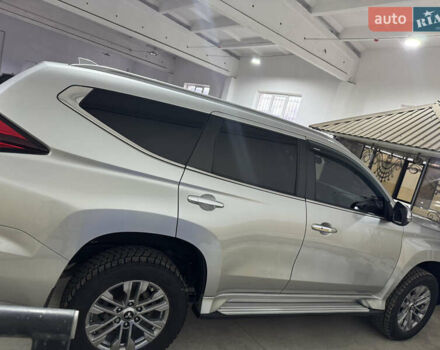 Серый Мицубиси Паджеро Спорт, объемом двигателя 2.4 л и пробегом 28 тыс. км за 30999 $, фото 3 на Automoto.ua