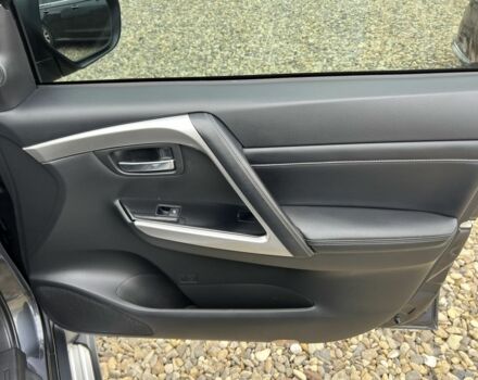 Серый Мицубиси Паджеро Спорт, объемом двигателя 4.2 л и пробегом 44 тыс. км за 34999 $, фото 8 на Automoto.ua