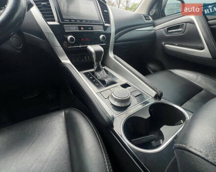 Серый Мицубиси Паджеро Спорт, объемом двигателя 2.4 л и пробегом 40 тыс. км за 34999 $, фото 18 на Automoto.ua