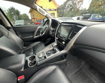 Серый Мицубиси Паджеро Спорт, объемом двигателя 4.2 л и пробегом 44 тыс. км за 34999 $, фото 10 на Automoto.ua