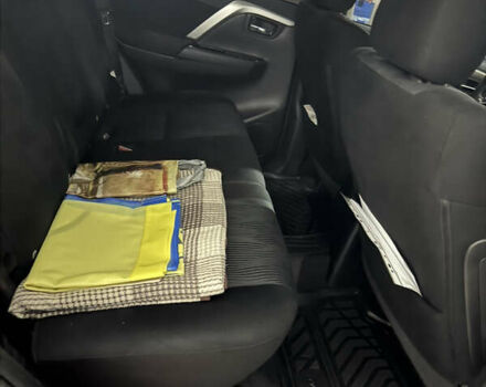 Серый Мицубиси Паджеро Спорт, объемом двигателя 2.4 л и пробегом 28 тыс. км за 30999 $, фото 4 на Automoto.ua