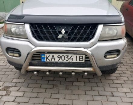 Серый Мицубиси Паджеро Спорт, объемом двигателя 3.5 л и пробегом 200 тыс. км за 5000 $, фото 1 на Automoto.ua