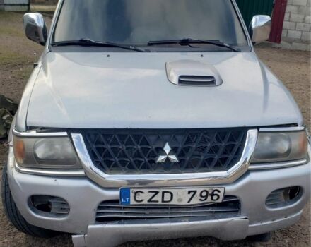 Сірий Міцубісі Паджеро Спорт, об'ємом двигуна 2.5 л та пробігом 280 тис. км за 2100 $, фото 1 на Automoto.ua