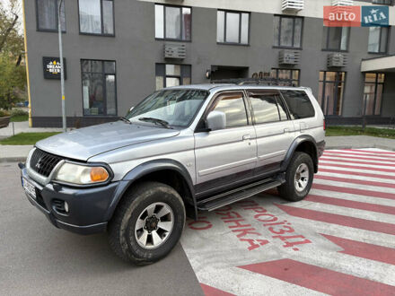 Мицубиси Паджеро Спорт 2005 в Киеве на Automoto.ua Серый Мицубиси Паджеро Спорт, объемом двигателя 3 л и пробегом 330 тыс. км за 5850 $, фото 1 на Automoto.ua