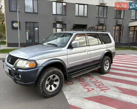 Серый Мицубиси Паджеро Спорт, объемом двигателя 3 л и пробегом 330 тыс. км за 5850 $, фото 1 на Automoto.ua