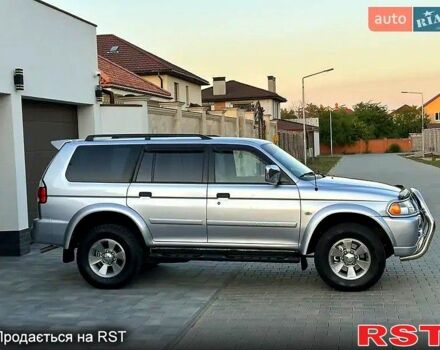 Сірий Міцубісі Паджеро Спорт, об'ємом двигуна 3 л та пробігом 241 тис. км за 8500 $, фото 1 на Automoto.ua