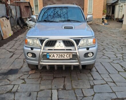 Сірий Міцубісі Паджеро Спорт, об'ємом двигуна 2.5 л та пробігом 215 тис. км за 10200 $, фото 1 на Automoto.ua