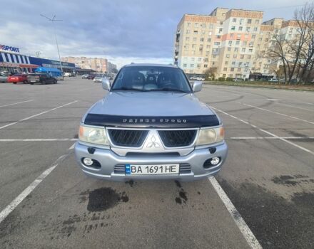 Серый Мицубиси Паджеро Спорт, объемом двигателя 3 л и пробегом 375 тыс. км за 8000 $, фото 1 на Automoto.ua