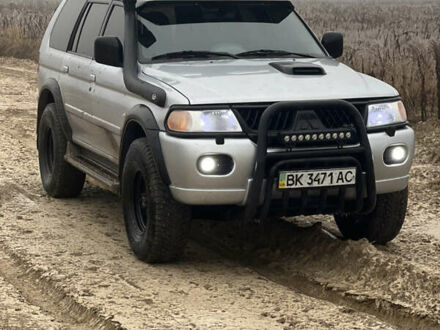 Міцубісі Паджеро Спорт 2006 у Рівному на Automoto.ua Сірий Міцубісі Паджеро Спорт, об'ємом двигуна 2.97 л та пробігом 200 тис. км за 7800 $, фото 1 на Automoto.ua