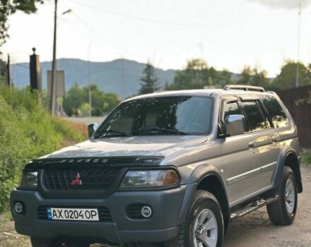 Серый Мицубиси Паджеро Спорт, объемом двигателя 3 л и пробегом 226 тыс. км за 9500 $, фото 1 на Automoto.ua