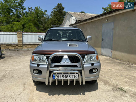 Серый Мицубиси Паджеро Спорт, объемом двигателя 2.48 л и пробегом 395 тыс. км за 9500 $, фото 1 на Automoto.ua