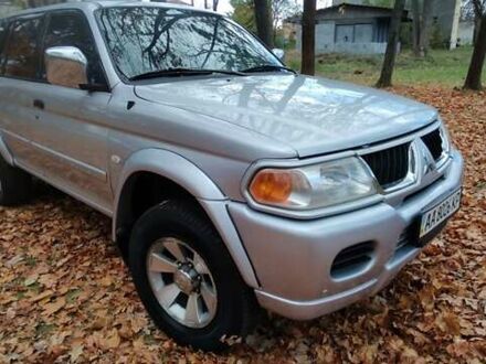 Серый Мицубиси Паджеро Спорт, объемом двигателя 0 л и пробегом 207 тыс. км за 8000 $, фото 1 на Automoto.ua