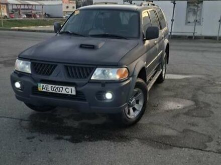 Серый Мицубиси Паджеро Спорт, объемом двигателя 2.5 л и пробегом 223 тыс. км за 9300 $, фото 1 на Automoto.ua