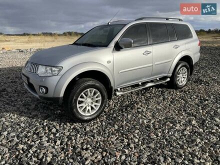 Мицубиси Паджеро Спорт 2010 в Киеве на Automoto.ua Серый Мицубиси Паджеро Спорт, объемом двигателя 2.5 л и пробегом 176 тыс. км за 14000 $, фото 1 на Automoto.ua
