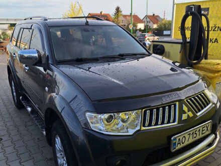 Міцубісі Паджеро Спорт 2011 у Тячеве на Automoto.ua Сірий Міцубісі Паджеро Спорт, об'ємом двигуна 2.5 л та пробігом 226 тис. км за 15500 $, фото 1 на Automoto.ua