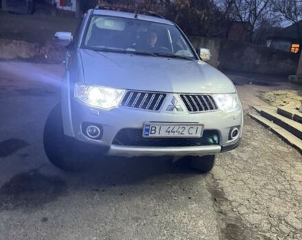 Серый Мицубиси Паджеро Спорт, объемом двигателя 2.5 л и пробегом 370 тыс. км за 11999 $, фото 1 на Automoto.ua