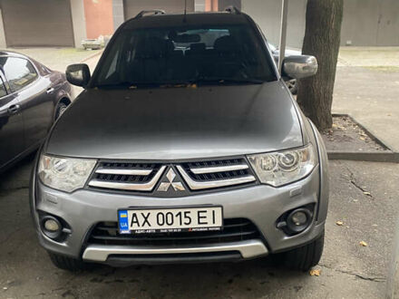 Сірий Міцубісі Паджеро Спорт, об'ємом двигуна 2.4 л та пробігом 136 тис. км за 14000 $, фото 1 на Automoto.ua