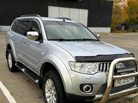 Сірий Міцубісі Паджеро Спорт, об'ємом двигуна 2.5 л та пробігом 177 тис. км за 19999 $, фото 1 на Automoto.ua