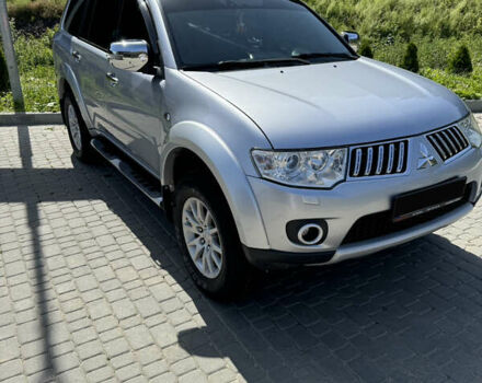 Сірий Міцубісі Паджеро Спорт, об'ємом двигуна 2.48 л та пробігом 200 тис. км за 15500 $, фото 1 на Automoto.ua