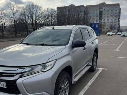 Мицубиси Паджеро Спорт 2016 в Кропивницком (Кировограде) на Automoto.ua Серый Мицубиси Паджеро Спорт, объемом двигателя 2.4 л и пробегом 216 тыс. км за 17999 $, фото 1 на Automoto.ua