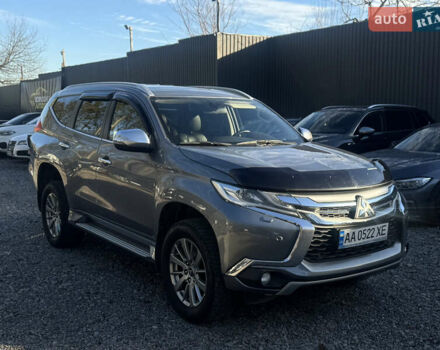 Серый Мицубиси Паджеро Спорт, объемом двигателя 2.44 л и пробегом 171 тыс. км за 23800 $, фото 1 на Automoto.ua