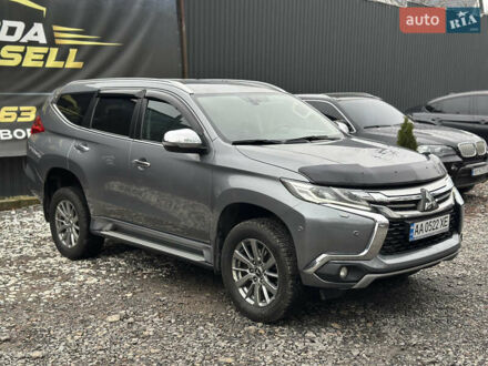 Серый Мицубиси Паджеро Спорт, объемом двигателя 2.44 л и пробегом 170 тыс. км за 21000 $, фото 1 на Automoto.ua