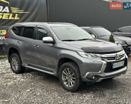 Сірий Міцубісі Паджеро Спорт, об'ємом двигуна 2.44 л та пробігом 170 тис. км за 21000 $, фото 1 на Automoto.ua