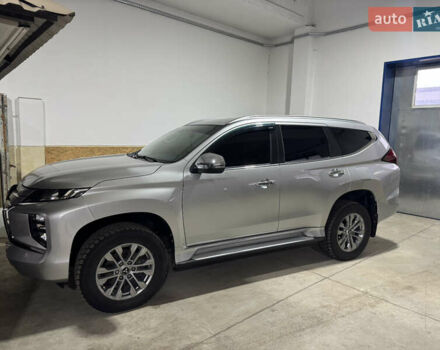 Серый Мицубиси Паджеро Спорт, объемом двигателя 2.4 л и пробегом 28 тыс. км за 30999 $, фото 1 на Automoto.ua