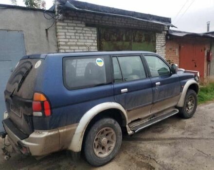 Синий Мицубиси Паджеро Спорт, объемом двигателя 2.5 л и пробегом 3 тыс. км за 3500 $, фото 2 на Automoto.ua