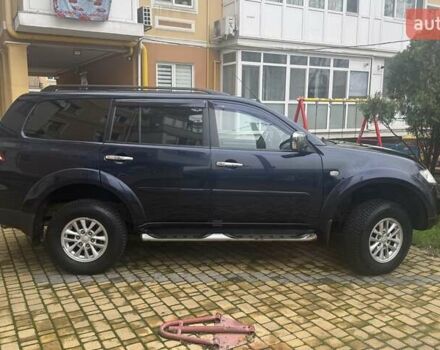 Синій Міцубісі Паджеро Спорт, об'ємом двигуна 2.5 л та пробігом 160 тис. км за 13900 $, фото 5 на Automoto.ua