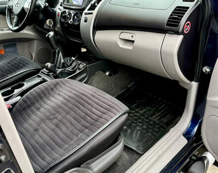 Синий Мицубиси Паджеро Спорт, объемом двигателя 2.48 л и пробегом 160 тыс. км за 14800 $, фото 4 на Automoto.ua