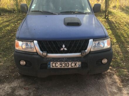 Синій Міцубісі Паджеро Спорт, об'ємом двигуна 2.5 л та пробігом 300 тис. км за 3500 $, фото 1 на Automoto.ua