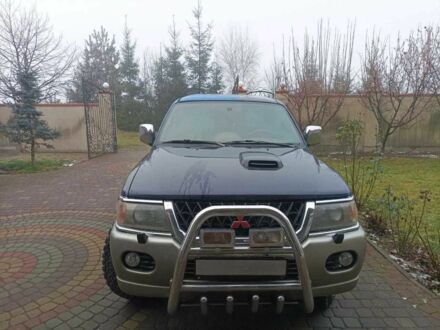 Мицубиси Паджеро Спорт 2000 в Верхнеднепровске на Automoto.ua Синий Мицубиси Паджеро Спорт, объемом двигателя 3 л и пробегом 300 тыс. км за 3500 $, фото 1 на Automoto.ua