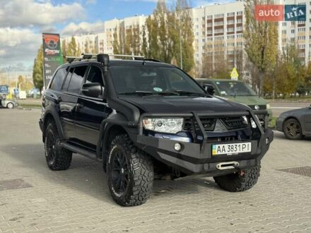 Мицубиси Паджеро Спорт 2013 в Киеве на Automoto.ua Синий Мицубиси Паджеро Спорт, объемом двигателя 2.48 л и пробегом 168 тыс. км за 19999 $, фото 1 на Automoto.ua