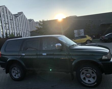 Зелений Міцубісі Паджеро Спорт, об'ємом двигуна 2.5 л та пробігом 338 тис. км за 2600 $, фото 4 на Automoto.ua