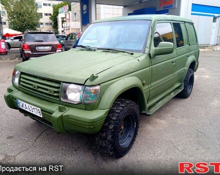 Зеленый Мицубиси Паджеро Спорт, объемом двигателя 2.9 л и пробегом 300 тыс. км за 2399 $, фото 5 на Automoto.ua