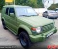Зеленый Мицубиси Паджеро Спорт, объемом двигателя 2.9 л и пробегом 300 тыс. км за 2399 $, фото 1 на Automoto.ua