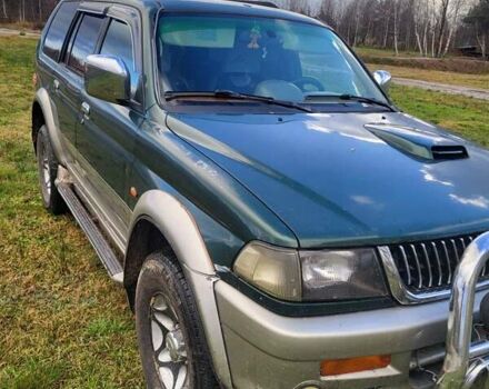 Зеленый Мицубиси Паджеро Спорт, объемом двигателя 2.5 л и пробегом 200 тыс. км за 6200 $, фото 1 на Automoto.ua