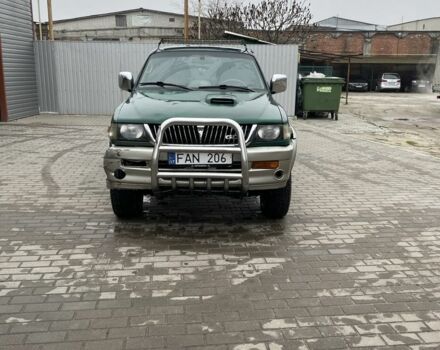 Зеленый Мицубиси Паджеро Спорт, объемом двигателя 2.5 л и пробегом 111 тыс. км за 3000 $, фото 4 на Automoto.ua