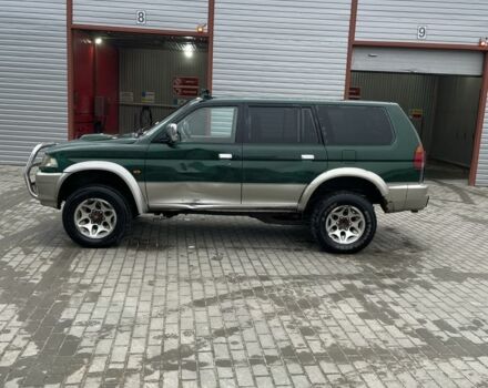 Зеленый Мицубиси Паджеро Спорт, объемом двигателя 2.5 л и пробегом 111 тыс. км за 3000 $, фото 1 на Automoto.ua