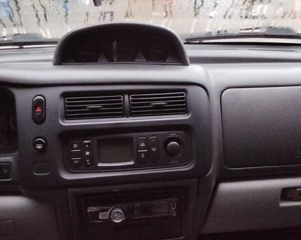 Зеленый Мицубиси Паджеро Спорт, объемом двигателя 3 л и пробегом 250 тыс. км за 6000 $, фото 3 на Automoto.ua