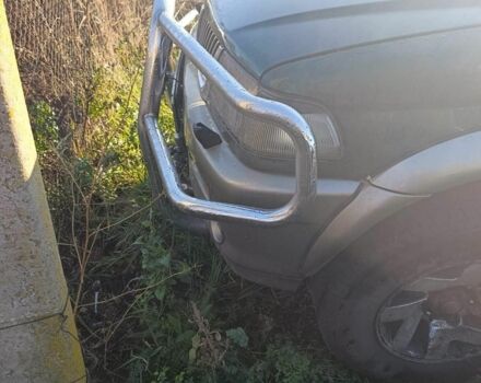 Зеленый Мицубиси Паджеро Спорт, объемом двигателя 3 л и пробегом 300 тыс. км за 5900 $, фото 1 на Automoto.ua